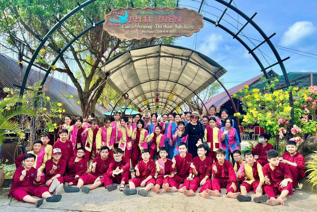 Team building: Trò chơi dân gian - Khu du lịch sinh thái Phú Điền