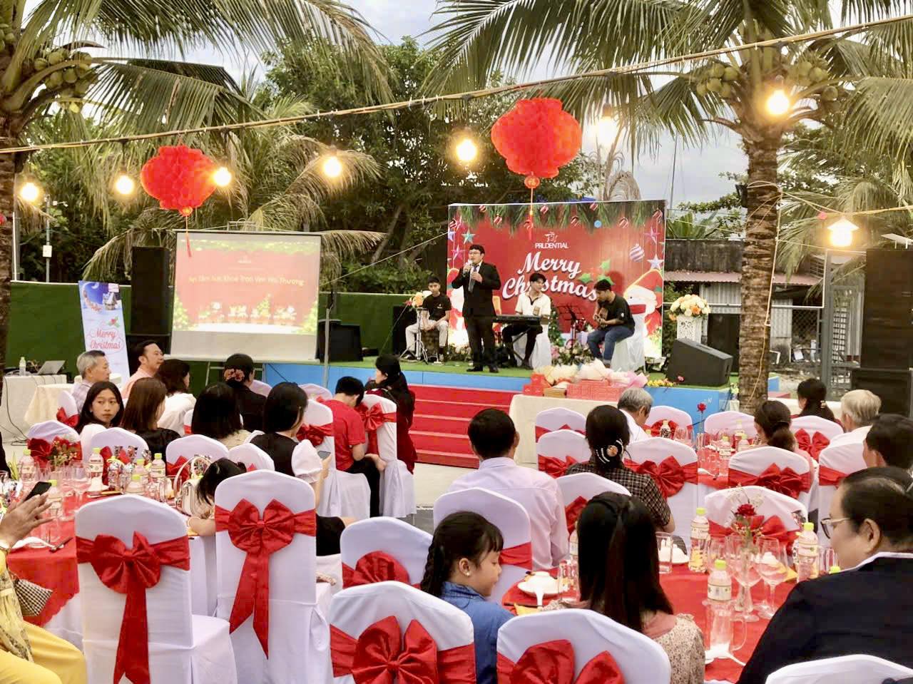  Merry Christmas Cùng Prudential Tại Du Lịch Phú Điền  