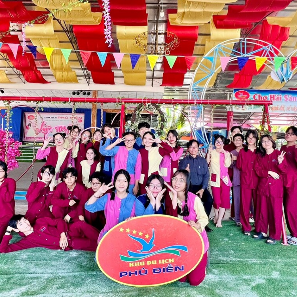 Trải Nghiệm Khu Trò Chơi Dân Gian Độc Đáo Tại Phú Điền