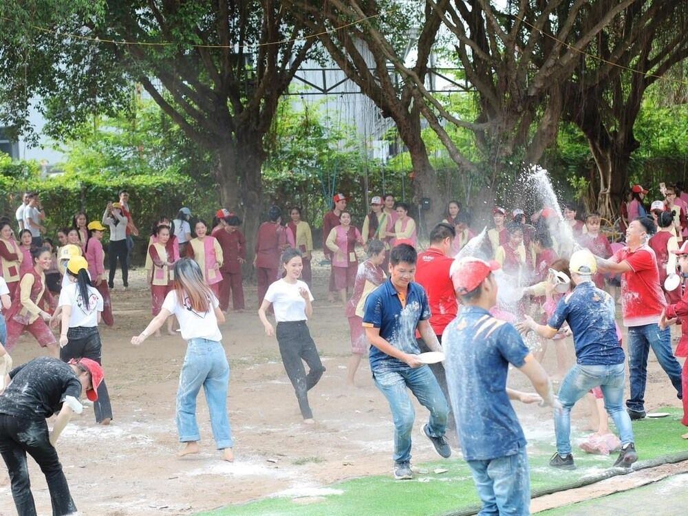 Hoạt động vui chơi, ăn uống và trải nghiệm thú vị