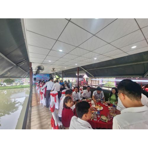 Tiệc Liên Hoan Bế Giảng Lớp TCLLCT K130 – Trường Chính Trị Tôn Đức Thắng Tại Khu Du Lịch Phú Điền