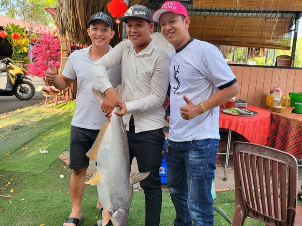 Khoảnh khắc vui vẻ cho mọi thế hệ