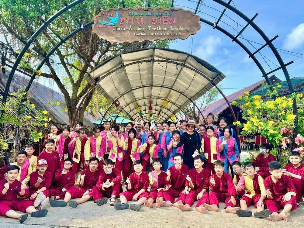 Tạo điều kiện gắn kết trong các chuyến đi tập thể