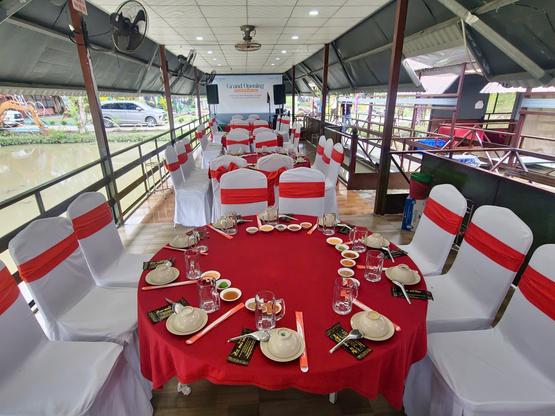 Ẩm thực không chỉ là món ăn, mà là trải nghiệm