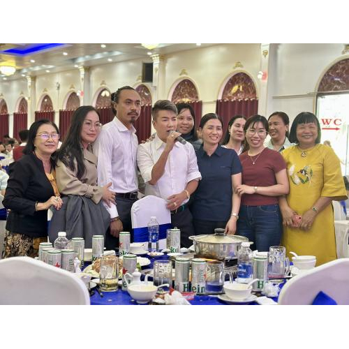 Ca sĩ nổi tiếng biểu diễn trong các sự kiện tại Phú Điền